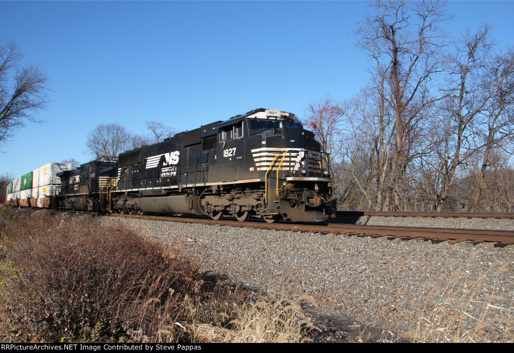 NS 1827 takes train 294 west past MP 116